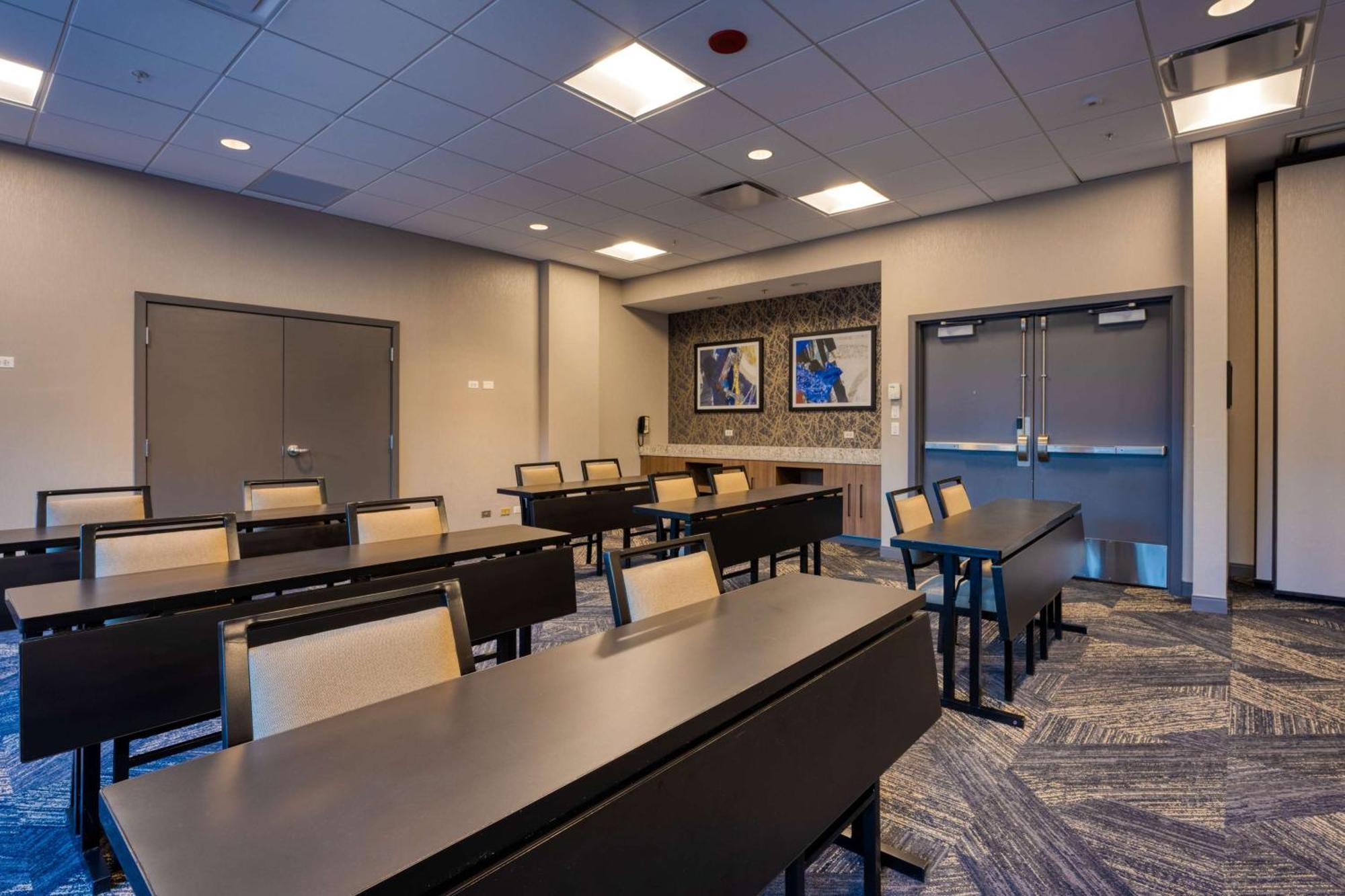 Hampton Inn & Suites Chicago-Downtown Exteriér fotografie